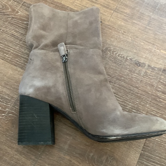 EILEEN FISHER Tan Suede Cinch Boots - sz 9 - Picture 10 of 15